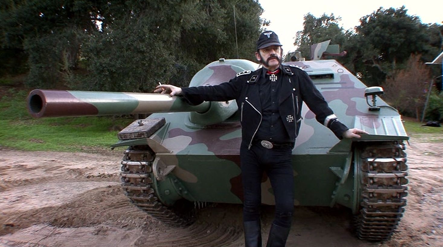 Lemmy-tank-commander